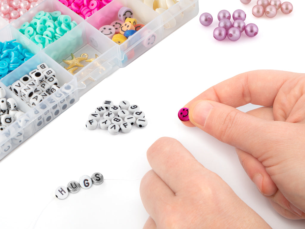 Joya Creative Sieraden Maken Set 1500+ Delig – Kralenset voor Armbandjes Maken met Katsuki Kralen, Parels, Letterkralen & Bedels