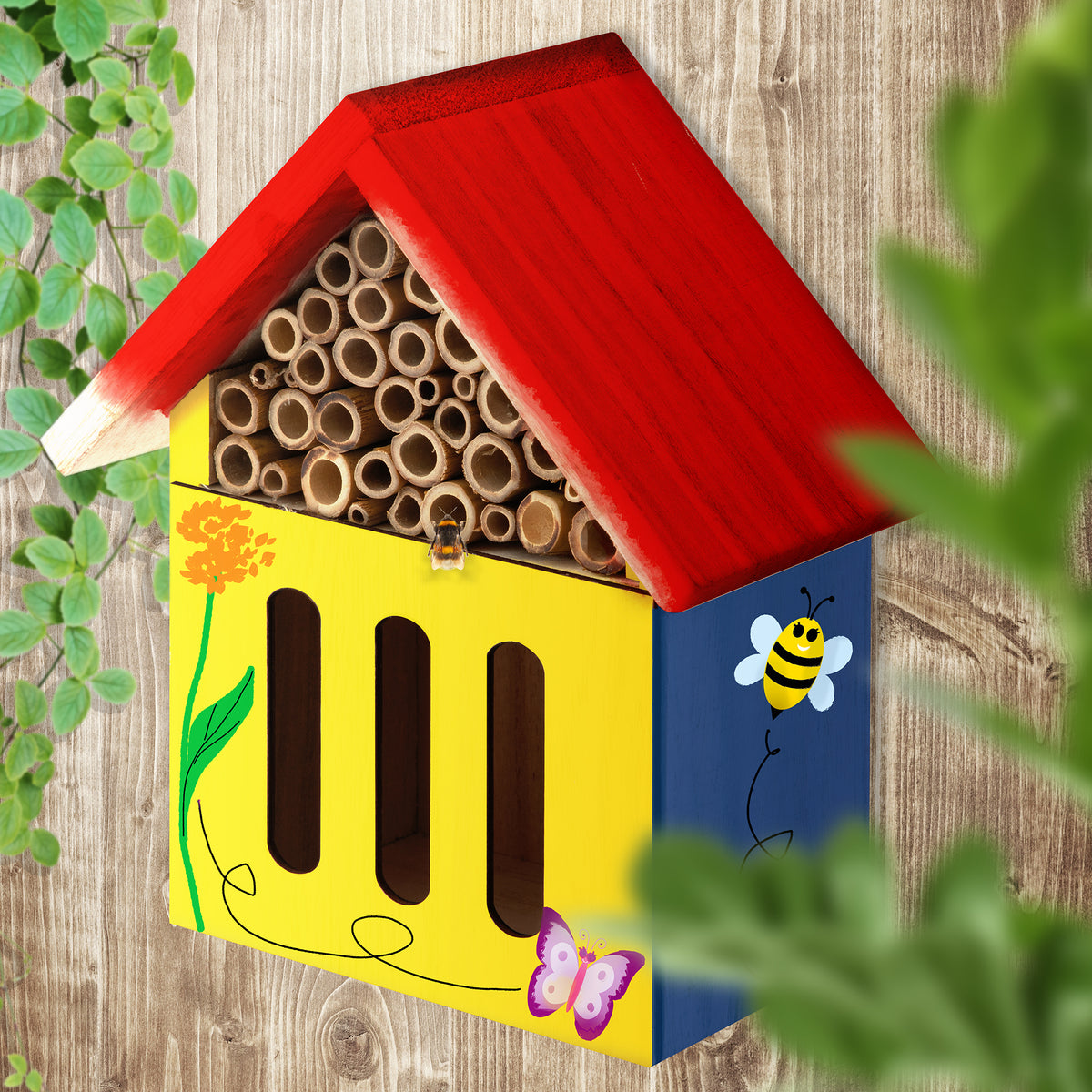 Joya Creative Insect Hotel Painting Kit - Build and Paint Your Own Insect Hotel for the Garden